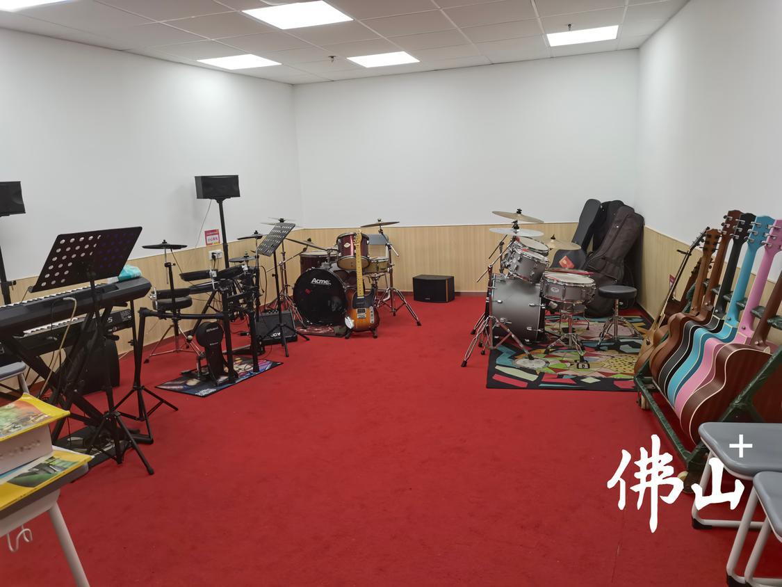 三水区青少年文化宫的音乐室。.jpg