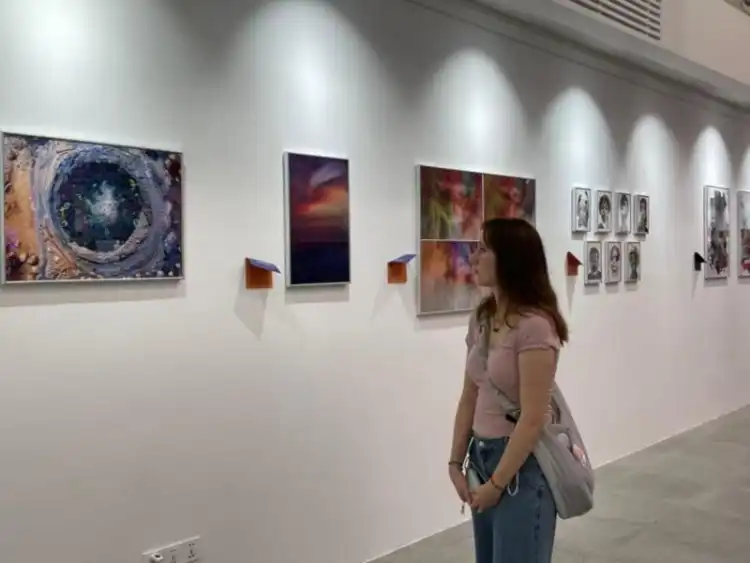 汕头大学举办中乌青年艺术对话：80余件两国青年艺术作品跨洋同期展出