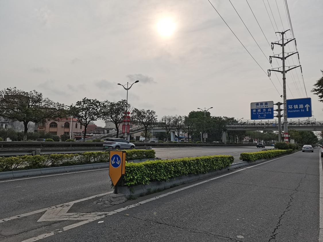顺德区陈村镇佛陈路。.jpg