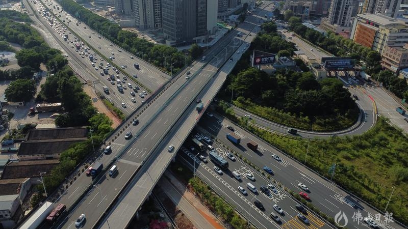 广佛高速公路沙涌路段。