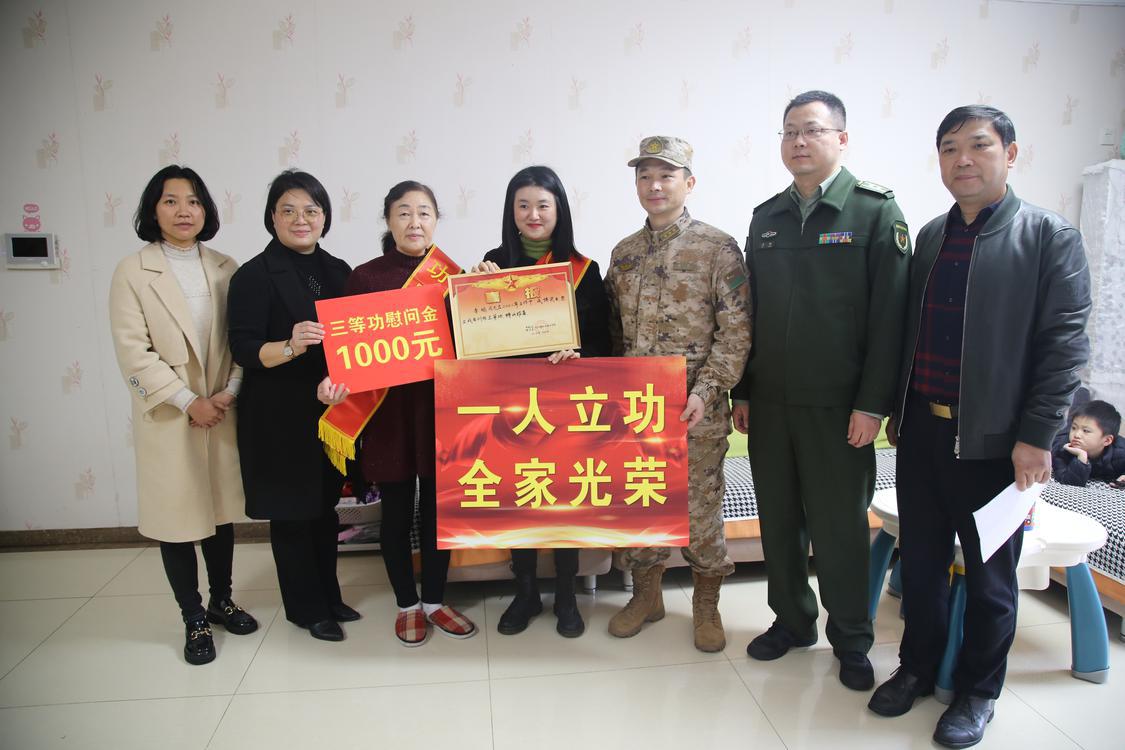 李鹏.jpg