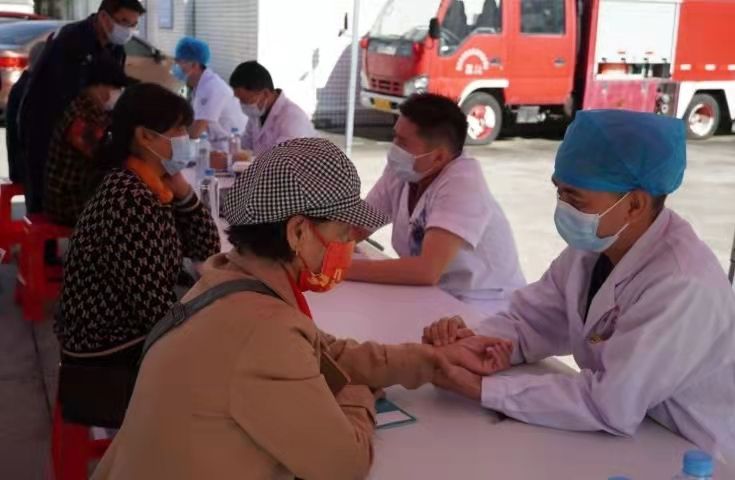 正在上传...