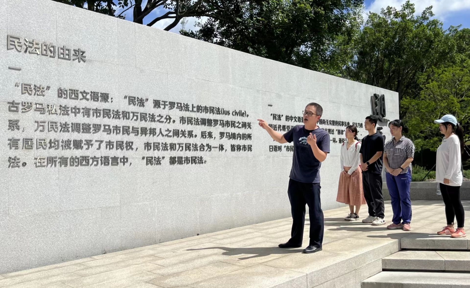 正在上传...