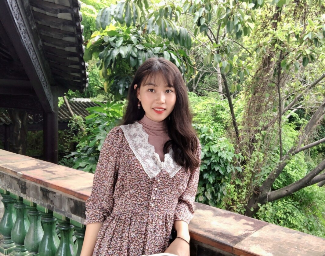 卓依婷。 卓依婷。