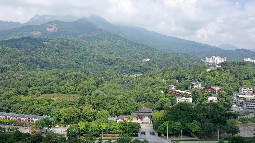 罗浮山景区风景优美。 罗浮山景区风景优美。