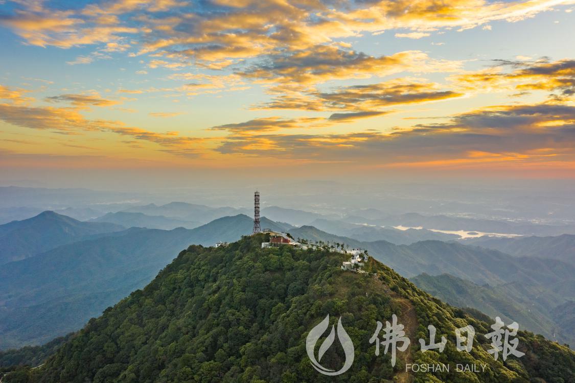皂幕山风景区的绚烂朝阳。佛山日报记者洪海(4461014)-20230315180038.jpg