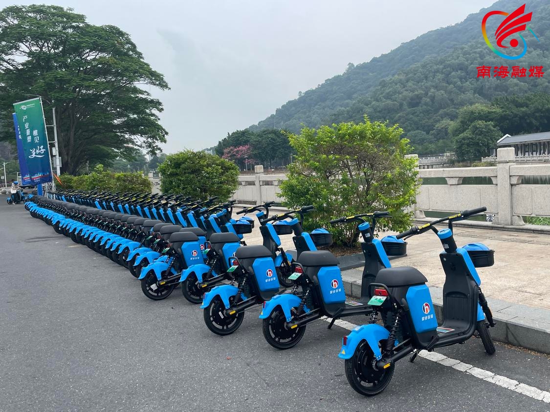 场外投放的氢能两轮车。.jpg