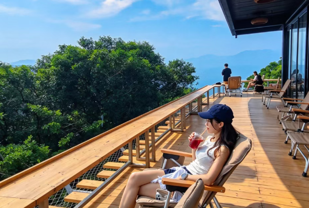 周末叹美食｜藏在高明皂幕山的3家秘境咖啡店，用一杯咖啡接住整座山野的浪漫