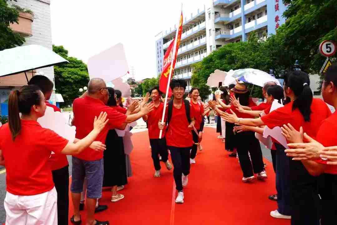 佛山中考首日！禅城学子提笔逐梦，状态满分