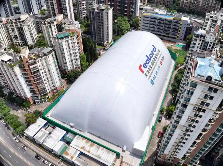 深圳南山基坑气膜项目投运，探索高密度城区绿色施工新路径