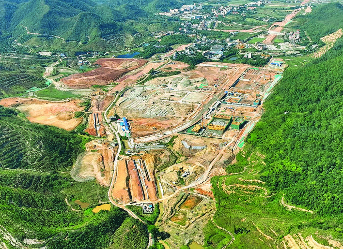 大亚湾新兴产业园塘横片区建设如火如荼。 大亚湾新兴产业园塘横片区建设如火如荼。