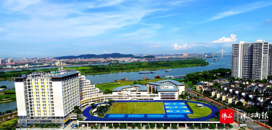 容桂外国语高黎学校全景。珠江商报记者陈炳辉摄.jpg