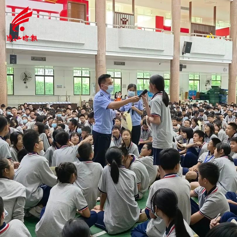 vr体验,模型参观,大沥许海中学开展禁毒反诈宣传活动!