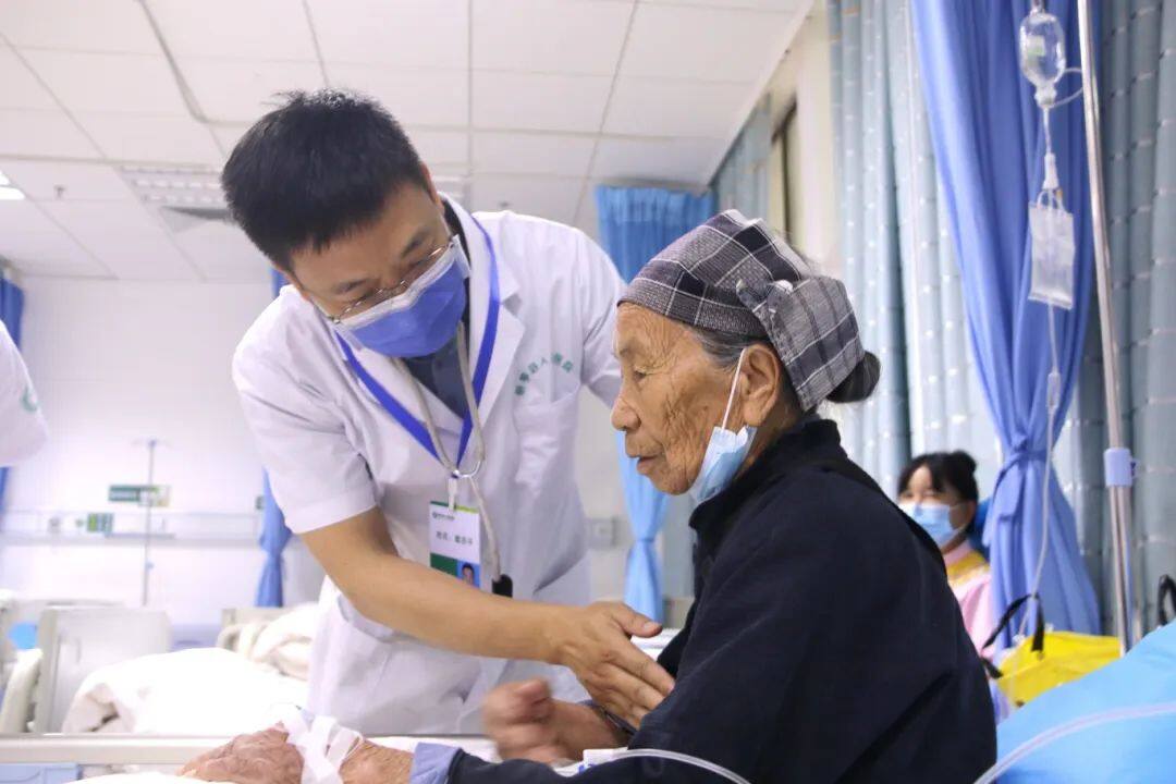 “组团式”帮扶册亨县培养人才骨干。 “组团式”帮扶册亨县培养人才骨干。
