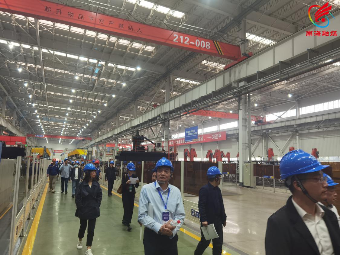 广东徐工建机工程机械有限公司数字化工厂.jpg