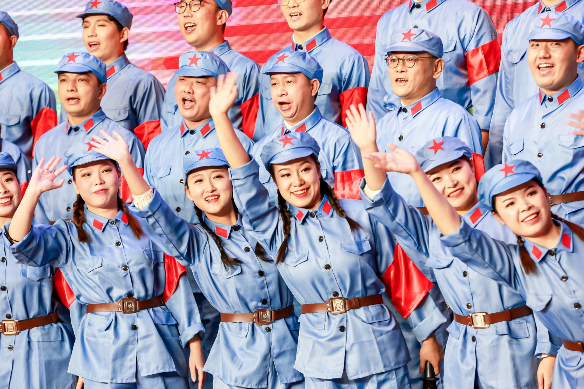 正在上传...