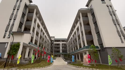 龙山中学丰华中学新校园启用龙江落实四好工程显成效顺德开学季