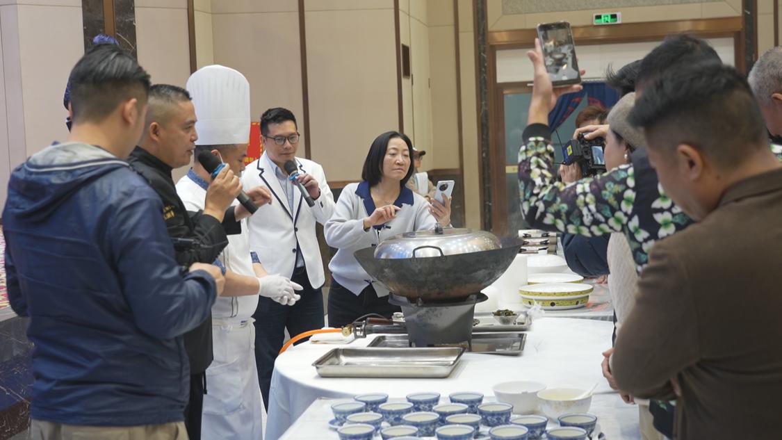 (630自采)顺德鱼生节走进勒流:南乳薄脆与鱼生在味蕾碰撞20241219_151242.jpg