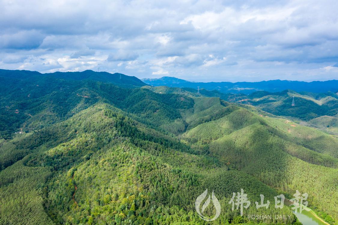 更合镇内的老香山山脉。佛山日报记者洪海摄(3851686)-20221227115904.jpg