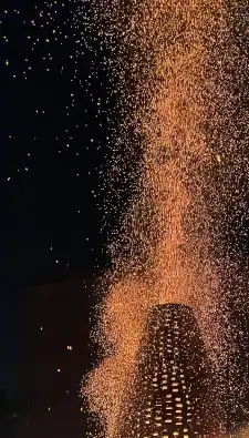 百年民俗祈福风调雨顺，三水白坭“烧番塔”点亮元宵夜空