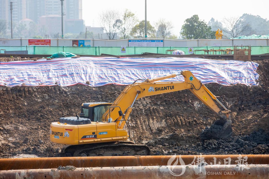 建设中的官棠泵站建设工程项目工地上,挖掘(4218080)-20230215210234.jpg