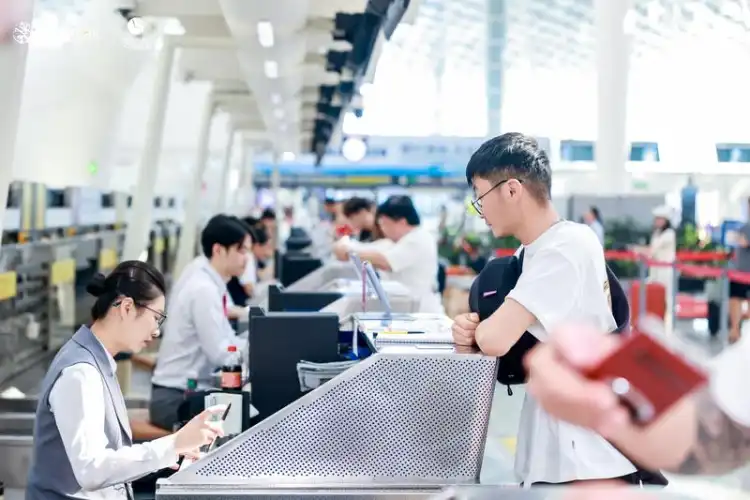 深圳直飞乌兰巴托国际客运航线正式开通，已与25个“一带一路”共建国家架起46条客运航线