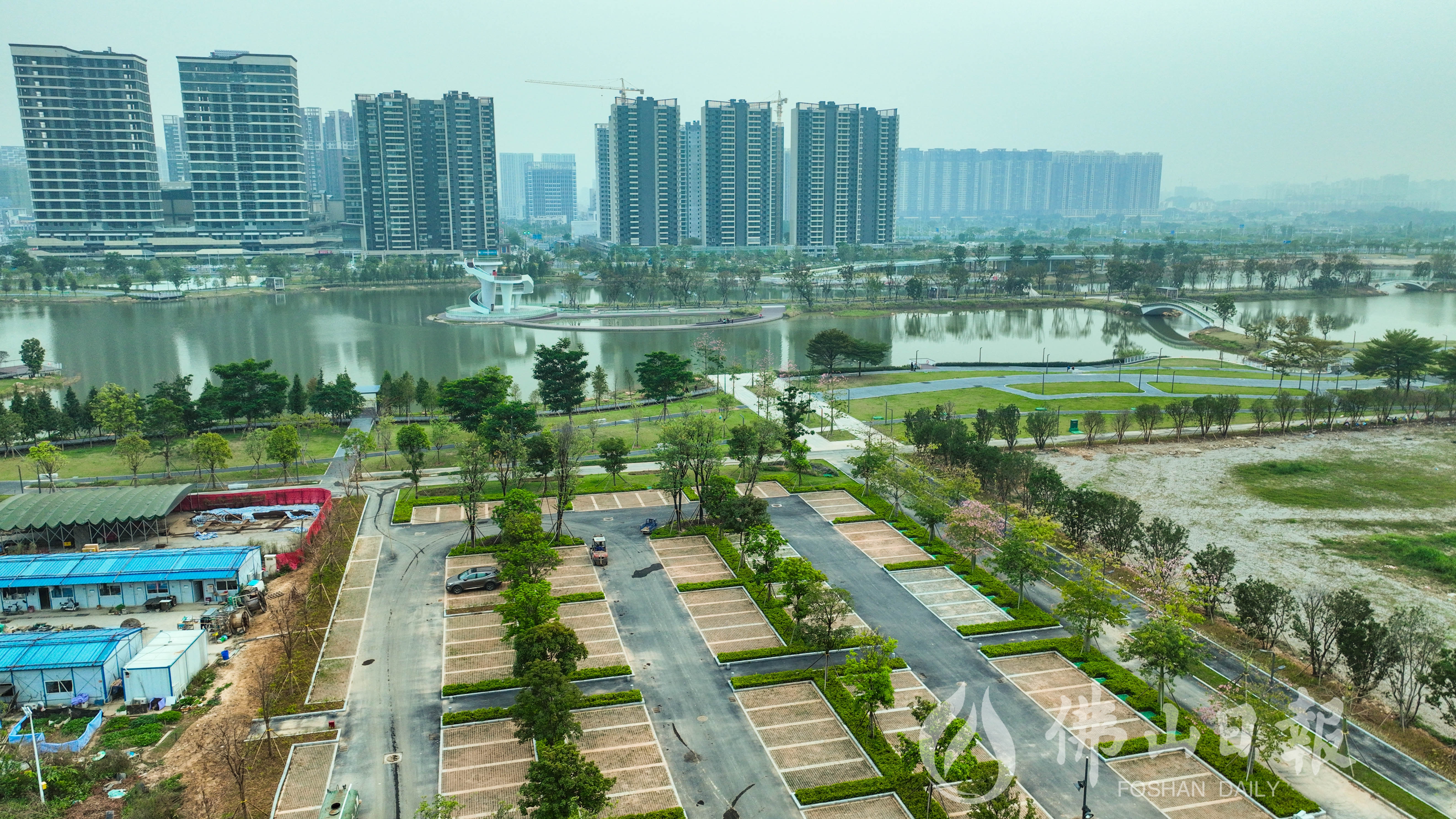 位于明湖公园二期北侧停车场2。佛山市新闻传媒中心记者具宣冶摄.jpg