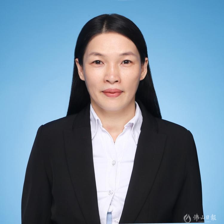 来自佛山的"天使妈妈",陈燕梅在北京捧得全国道德模范提名奖!