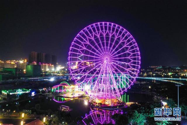 汕头市夜景(9月6日摄,无人机照片)。新华社记者 陈晔华 摄 汕头市夜景(9月6日摄,无人机照片)。新华社记者 陈晔华 摄