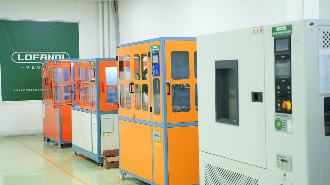 多台大型机器检验内变速器实际性能.jpg