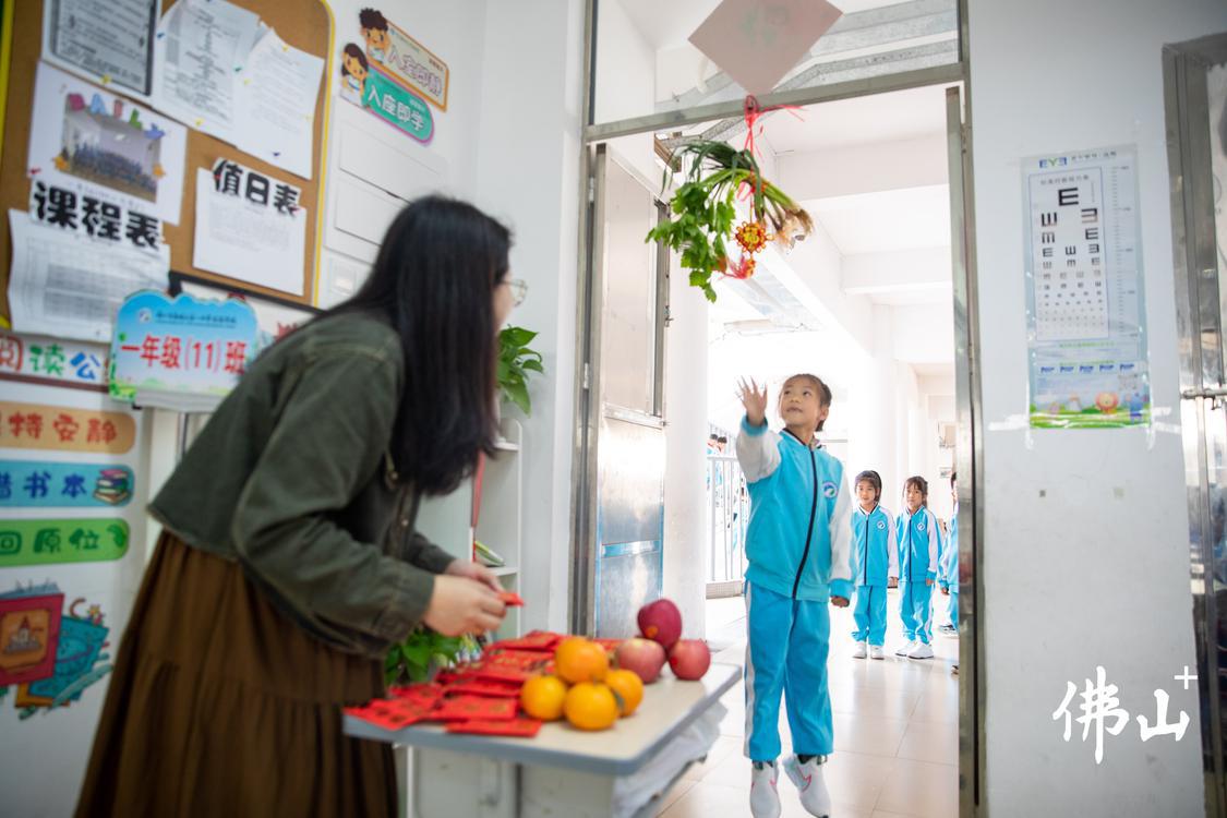 在高明一中实验学校一年级（11）班，班主(7548044)-20240220191607.jpg