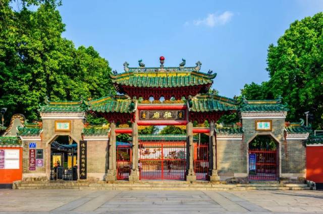 △祖庙又称“北帝庙”,是佛山最重要的地标建筑。
