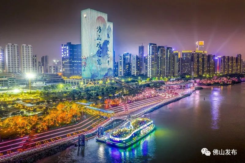 B2067.三龙湾游船.jpg 图片