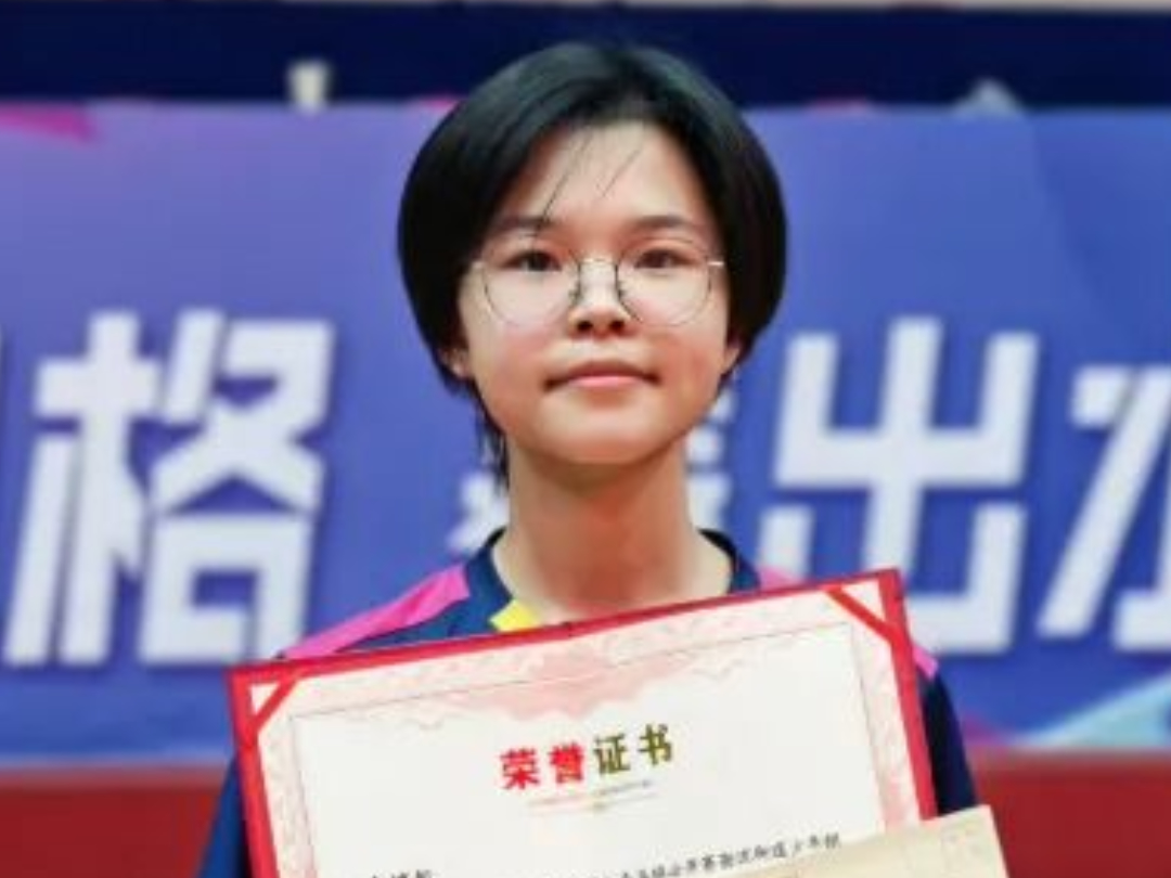 视频|威水,国家级荣誉!佛山4名学生获宋庆龄奖学金