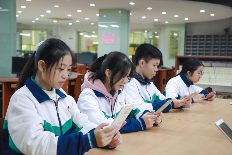 包括国学阅读空间国学馆,主题阅读空间主题阅读区,休闲阅读空间启超