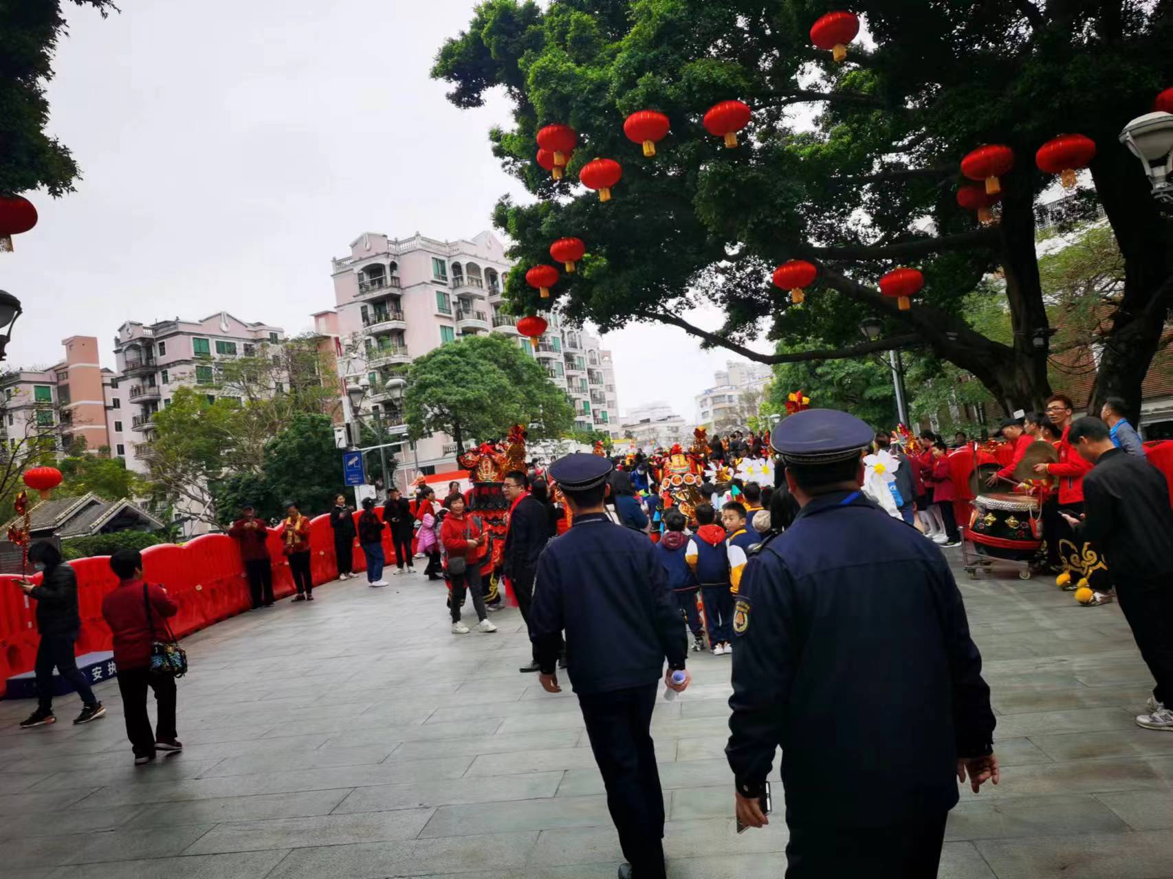 执法人员加强对通济活动区域的巡查力度.jpg