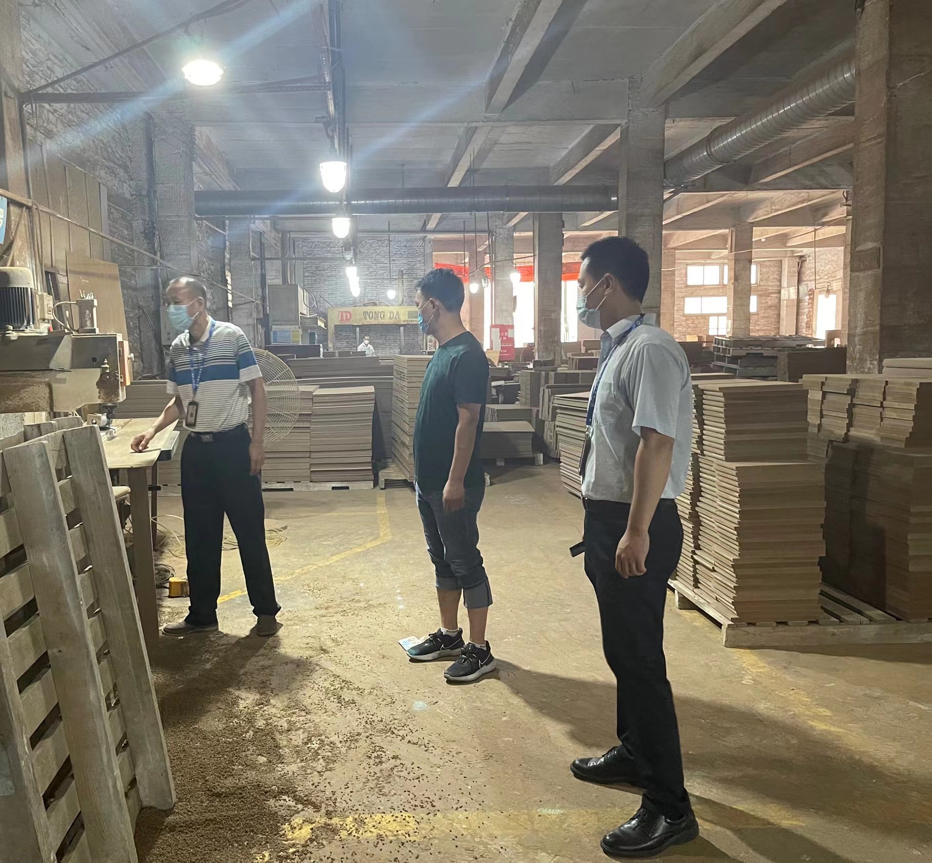 fb1e98a14b0345c8e2d554cef4f244a.jpg