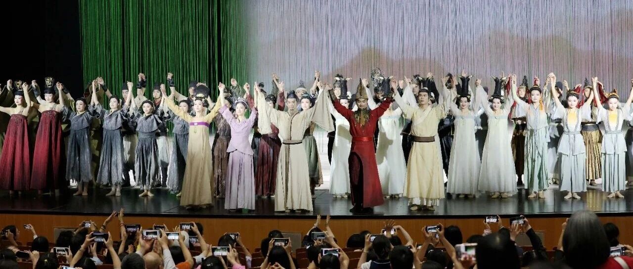 演出回顾 | 诗与舞交织一场大唐幻梦,舞剧《杜甫》今晚最后一场!