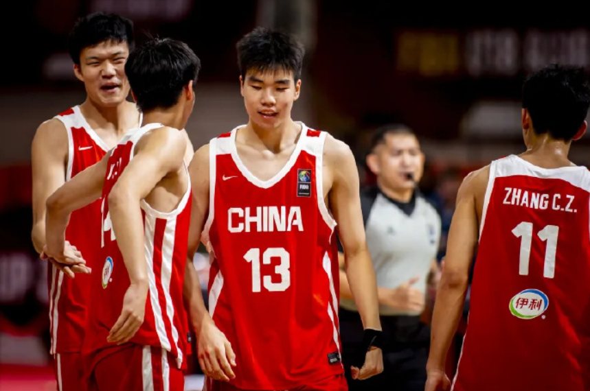 今晚与澳大利亚争冠，中国U18男篮时隔12年再进亚洲杯决赛
