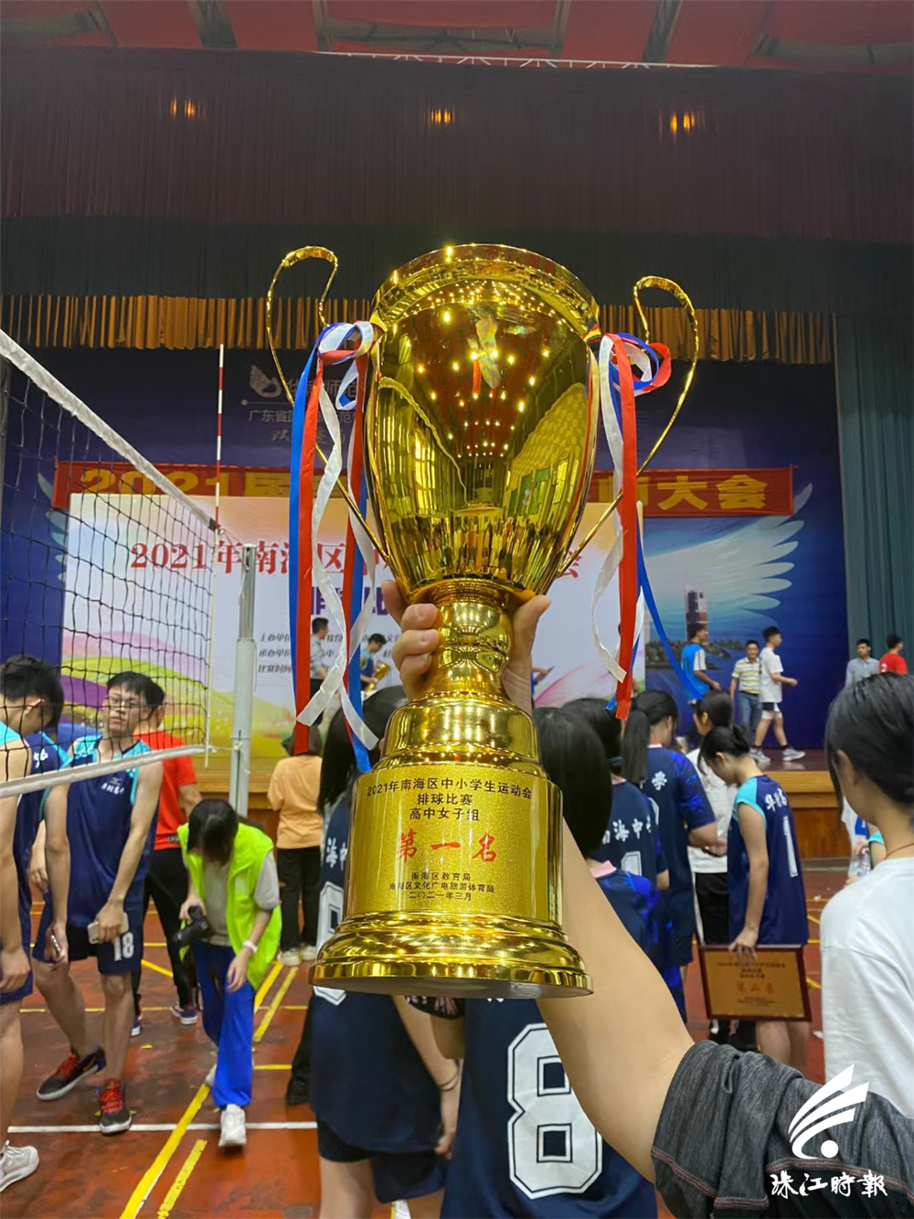 01fc62cb722a49f0b5dbc330e3cd4fbf.jpg
