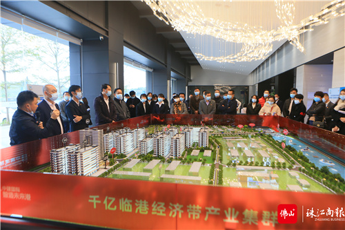 0be14ea3820141f89cafd4b39a5b407a.jpg