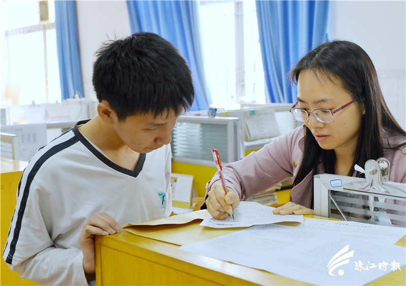 12f563b4e7354ae1a0129974a35384f2.jpg