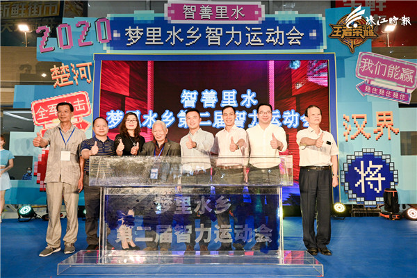 16bfaba4d3f44ebc8305d2527cba2f42.jpg