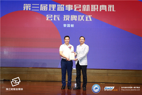188a208cb7f94e1bae155e091c10b1ba.jpg