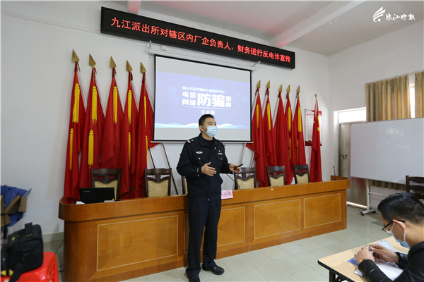 1c0fb9ea4a104077a8e2cbcffcd5796f.jpg