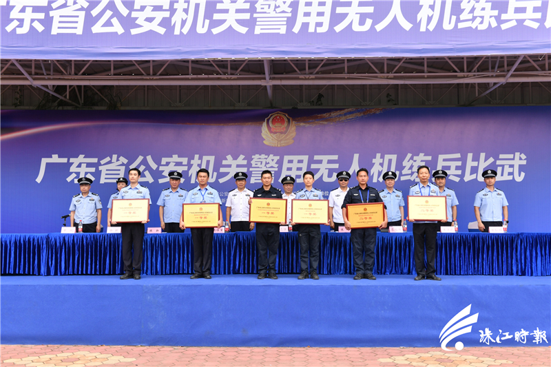 1c8bafe74cfe474cb500c6de6e34e831.jpg
