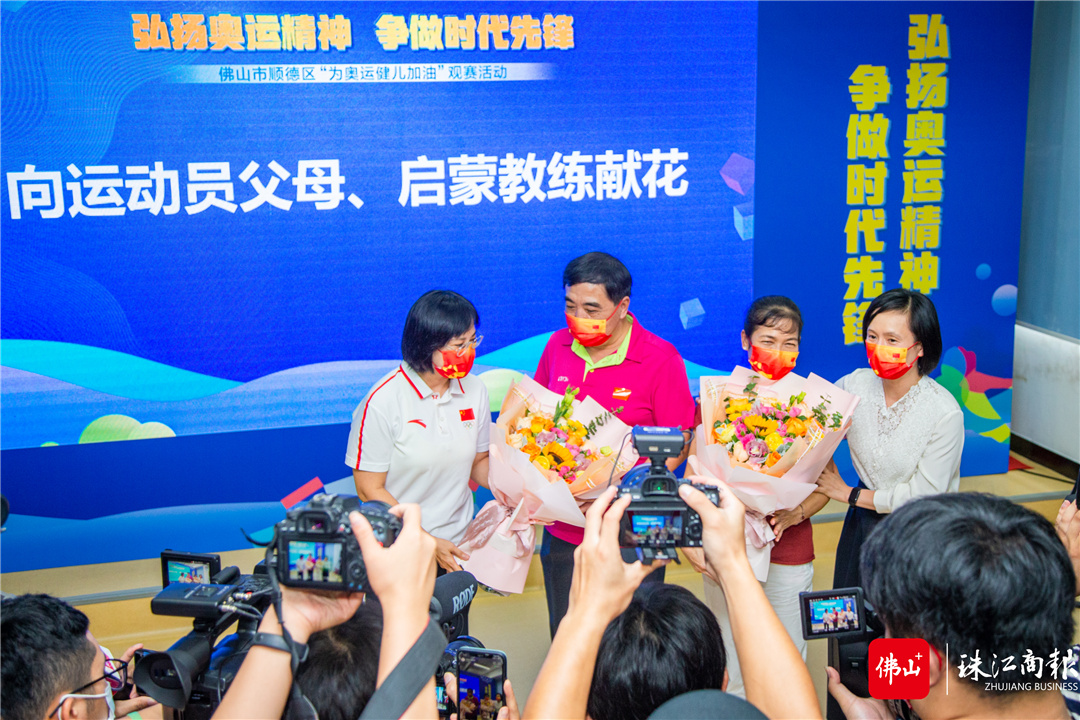 1cb798092f5046b19feed89c923db9bc.jpg