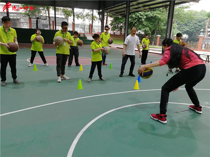 23a6cd2dc4d54086bb034fc28ab216dd.jpg