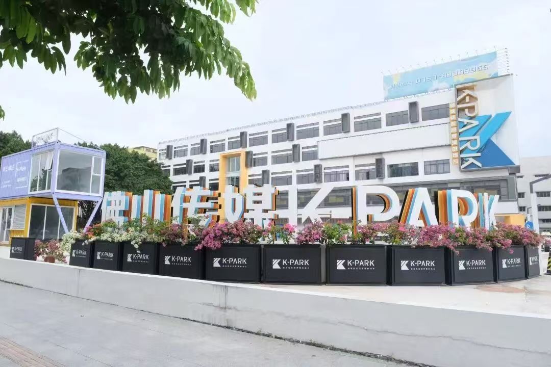 undefined 24bce86c430d408e8aa8b16fd2d3fd2e.jpg