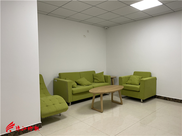 undefined 3d99d69c526940ee9fa4018619ae960d.jpg